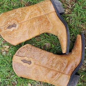 Sterling River Boots sz 5 tan leather Beautiful design